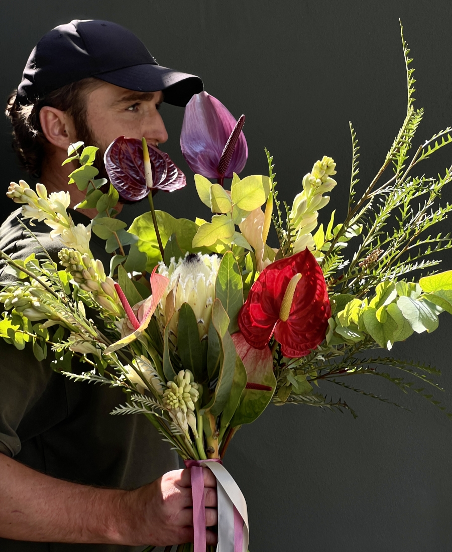 Bouquet with exotic N5