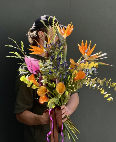 Contrast bouquet "Tropical garden"