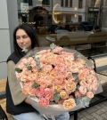 Bouquet with spray roses Juliet and exotic