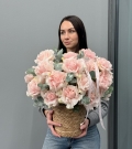 Basket of flowers - "Pink Mondial"