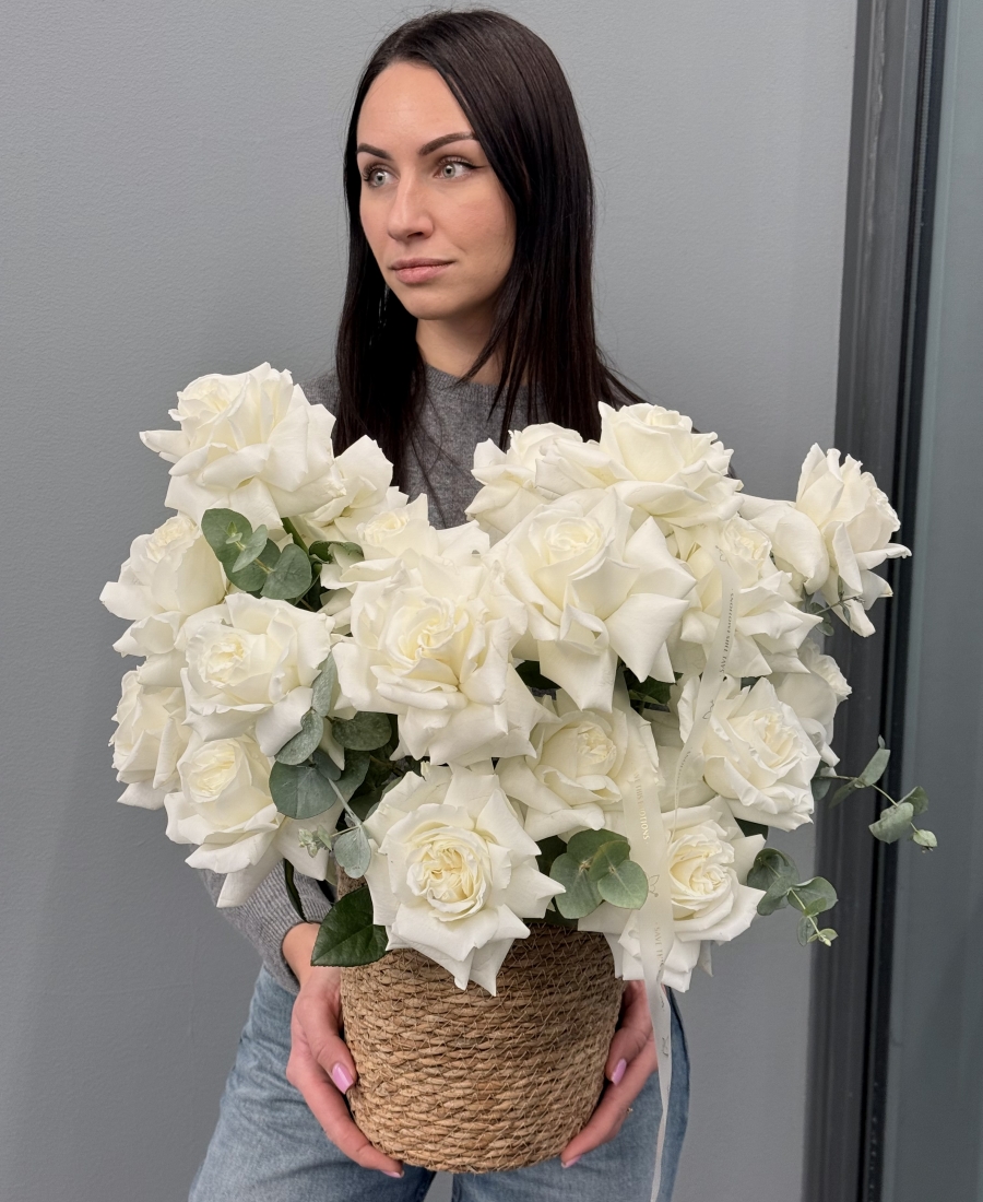 Basket of flowers - "Playa Blanca"