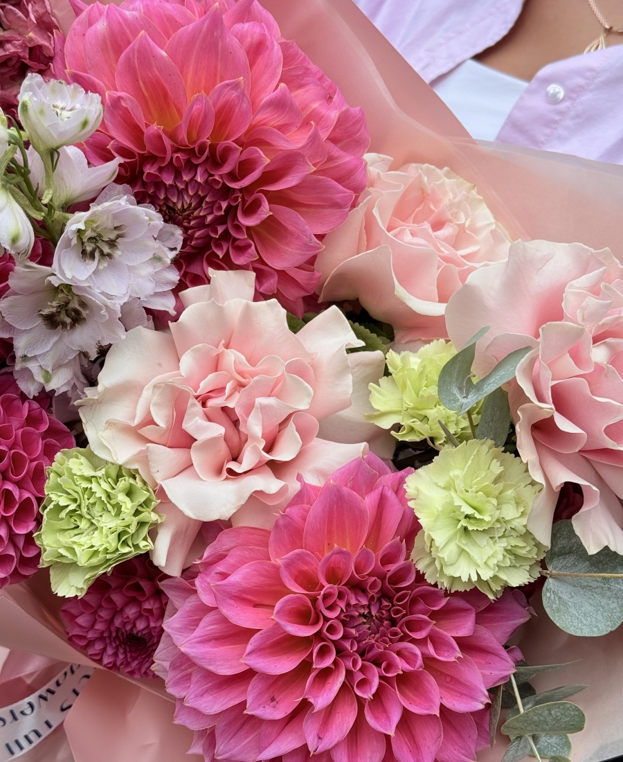 Bouquet - "Bright charm"
