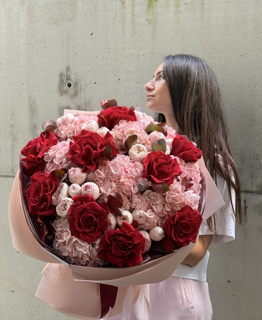 Bouquet - "Strawberry Cream"