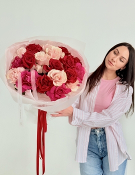 Aromatic Trio Bouquet with Pink Floyd, Freedom and Pink Mondial