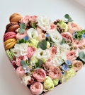 Heart Shaped box with macaroons