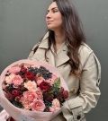 Author’s bouquet “Crimson Touch”