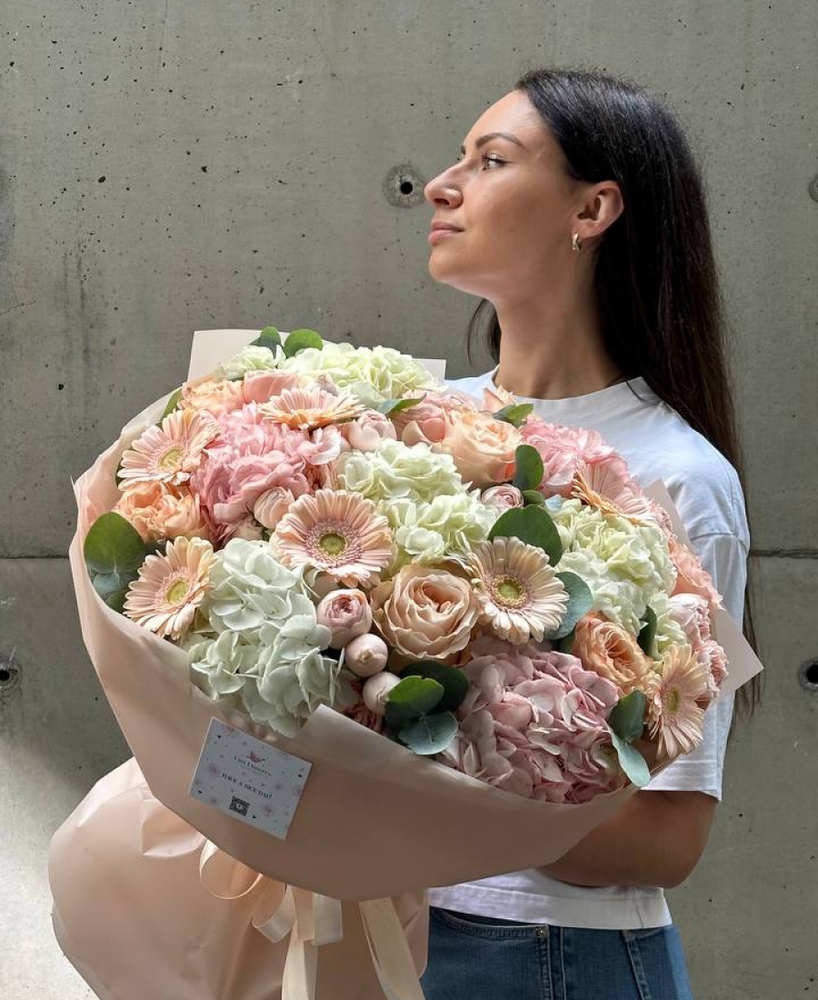 Bouquet “Gerbera Glow”