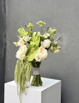 Bridal bouquet LOV 31