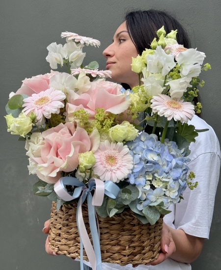 Flower basket “Summer poetry”