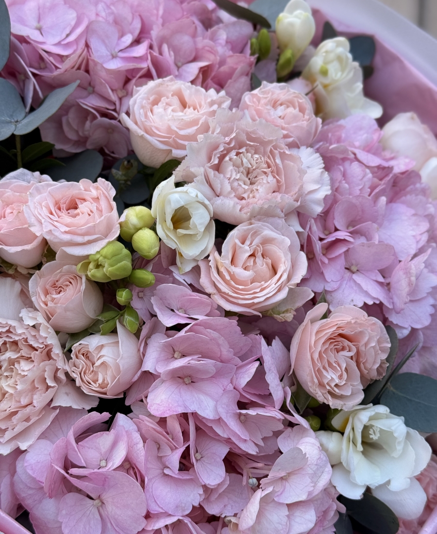 Author’s bouquet “Sweet Scent of Spring”