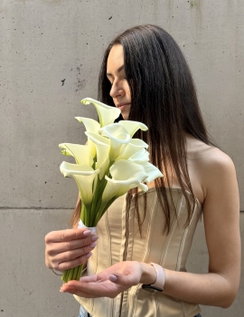 Bridal bouquet LOV 32