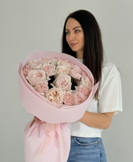 “Nude Roses”