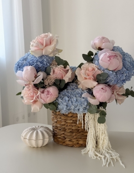 Flower basket “Wild Bloom”