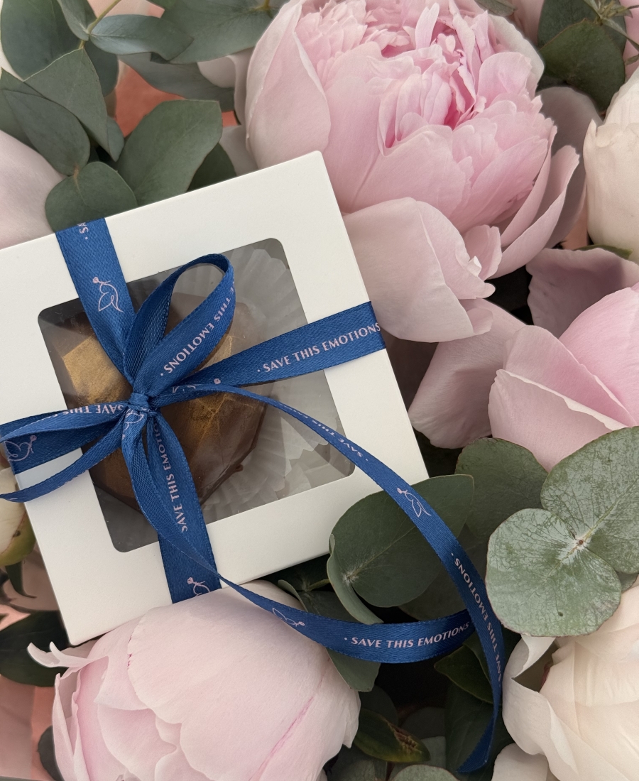 Dubai chocolate heart