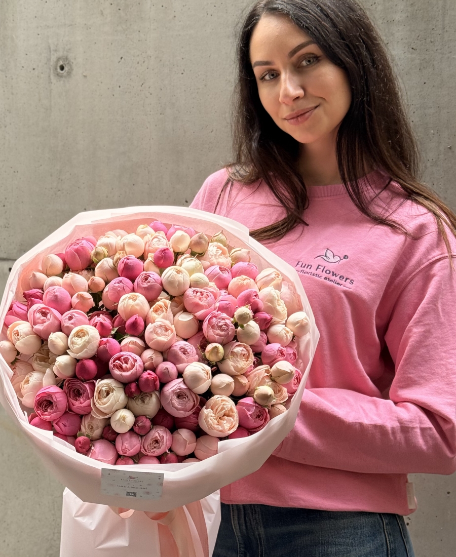 Pušķis ar peoniju krūmu rozēm - PINK BLOSSOM