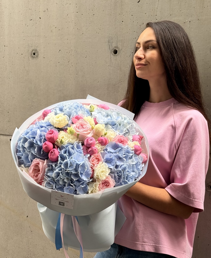 WOW bouquet “As blue as skies”