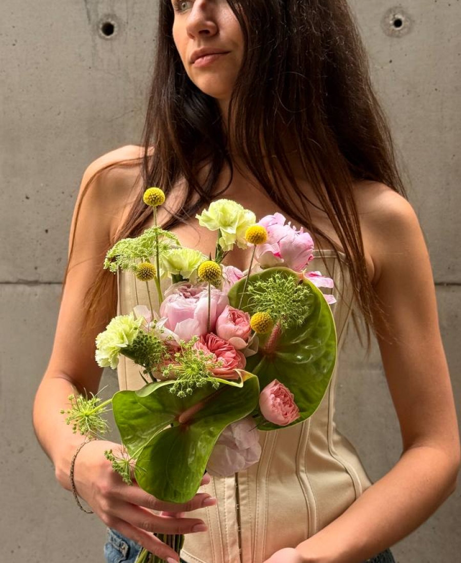 Bridal bouquet LOV 19