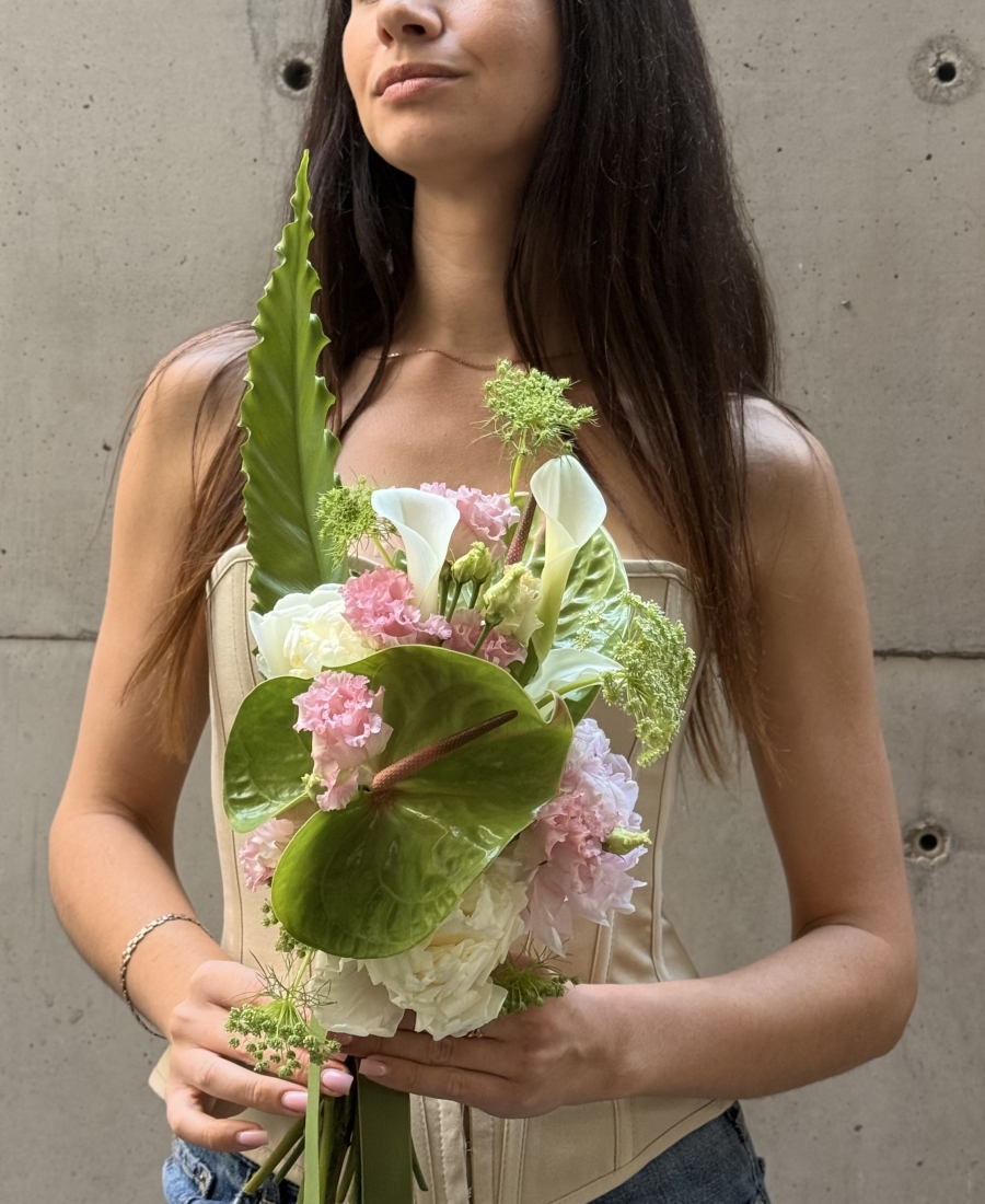 Bridal bouquet LOV 20