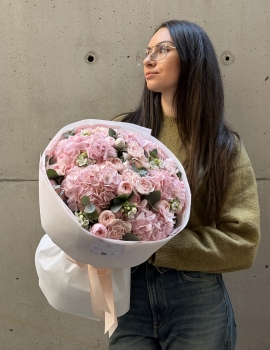 Author’s bouquet “Kiss of Spring”