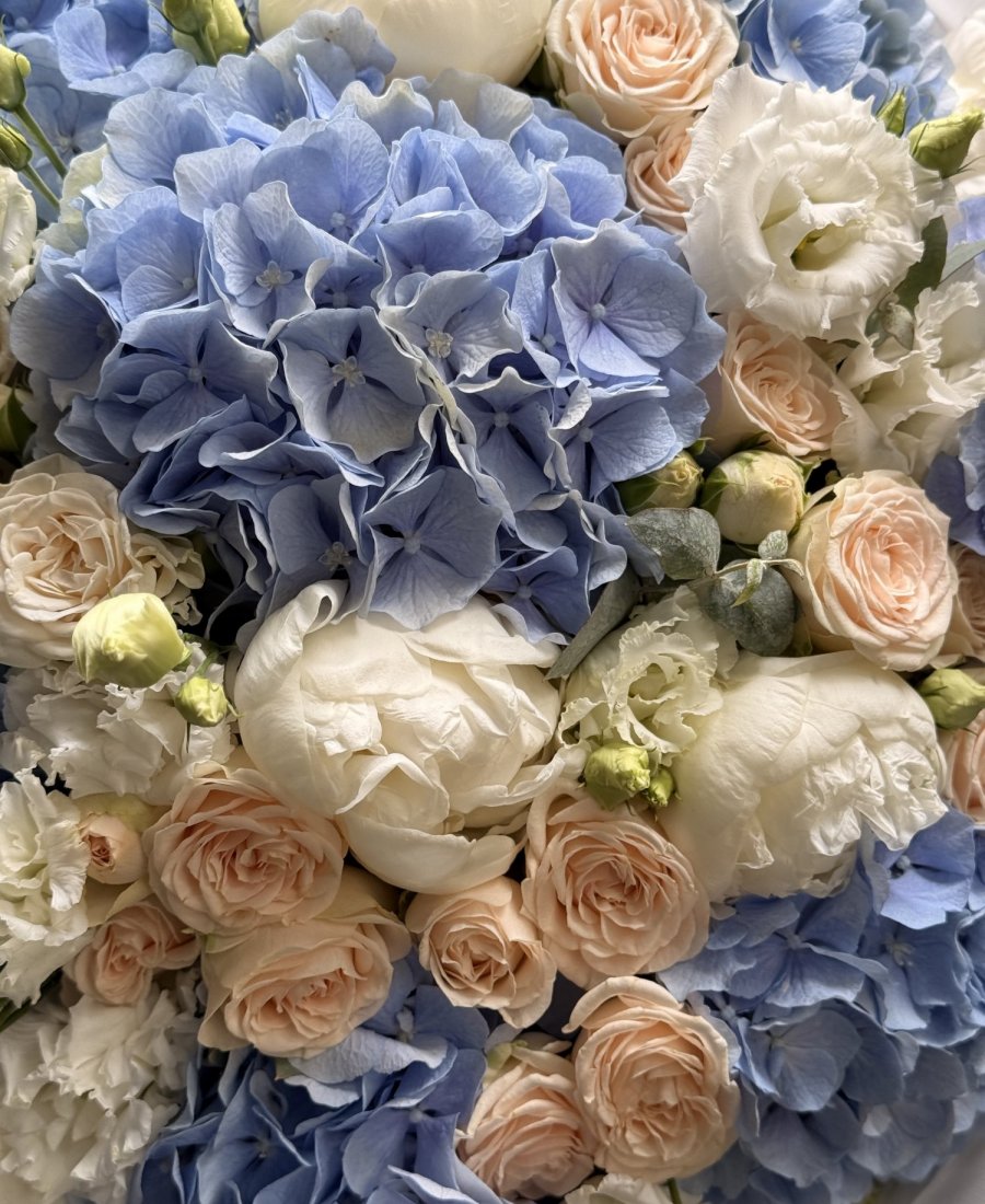 WOW-букет “Skyblue Romance”