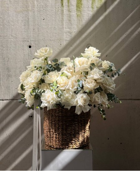 WOW-корзина «White Roses»