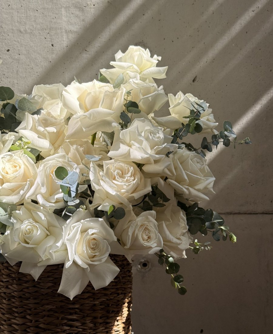 WOW-корзина «White Roses»