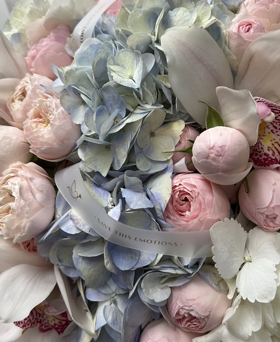 WOW bouquet “Orchid Dream”
