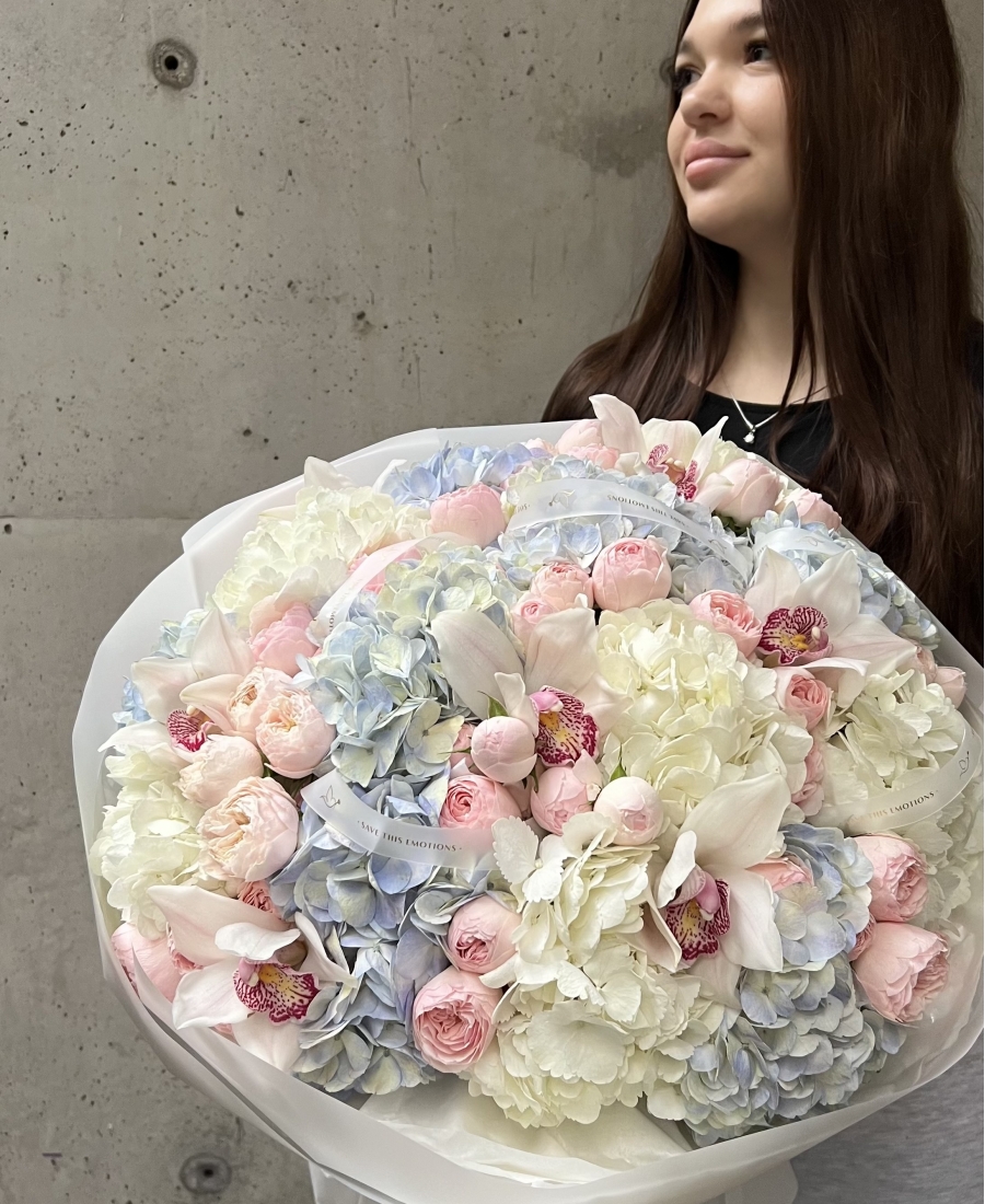 WOW bouquet “Orchid Dream”
