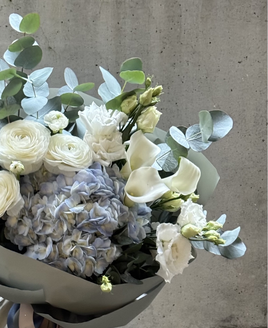 Author’s bouquet “Vancouver Romance”