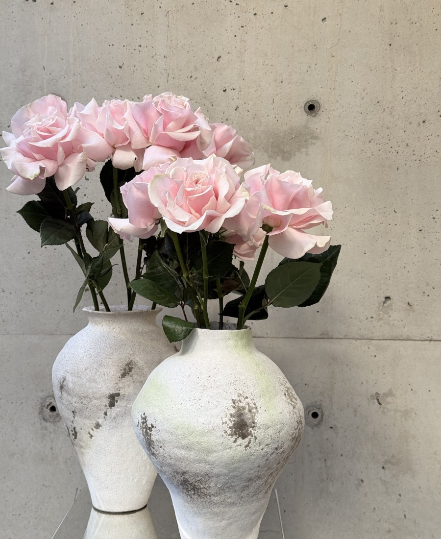 Antique white vase (H30cm)