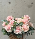 Basket with aromatic French roses “Pink Mondial”