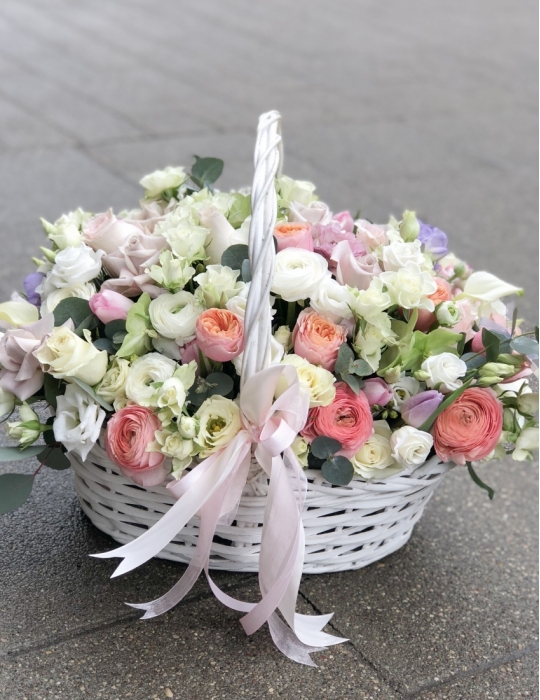 Basket with peony rose, ranunculus and alstroemeria