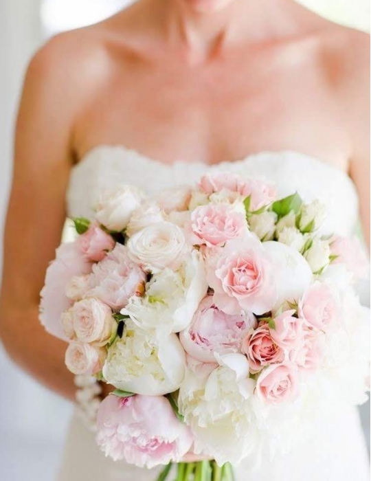 Bridal bouquet LOV 9